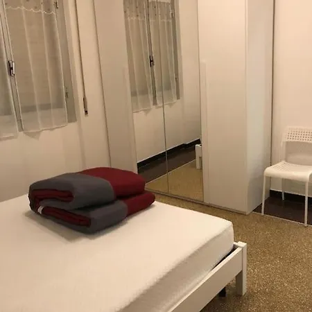 La Casetta Gialla Appartement *